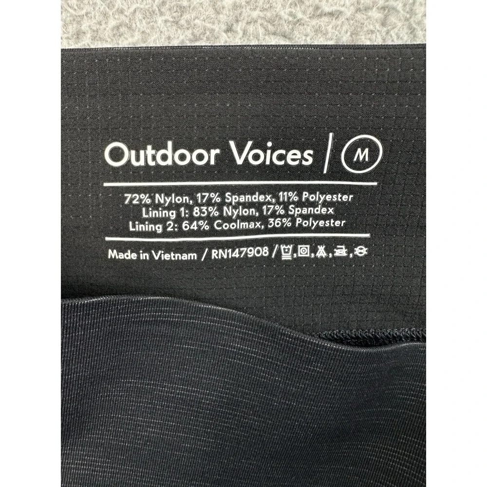 Outdoor Voices Crop Leggings Womens Size Medium Black Inseam 23